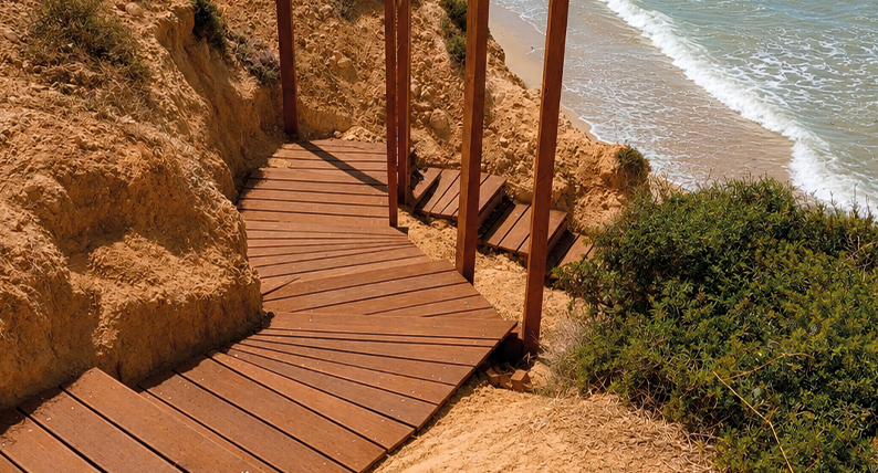 passerella legno naturale